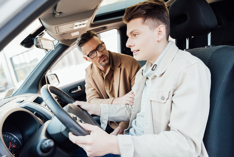 Read more about the article Common Causes of Car Accidents #17: Inexperienced Drivers